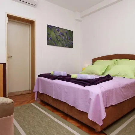 Apartments Nina Beach Makarska Exterior photo