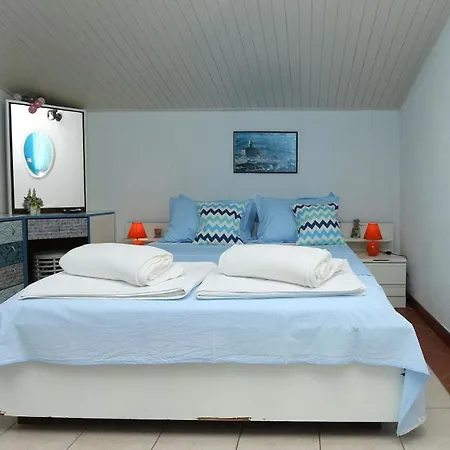 Apartments Nina Beach Makarska Exterior photo