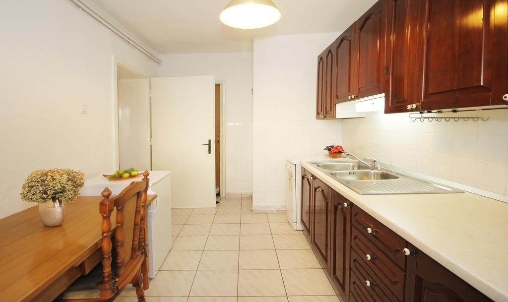 Apartment Nina *
