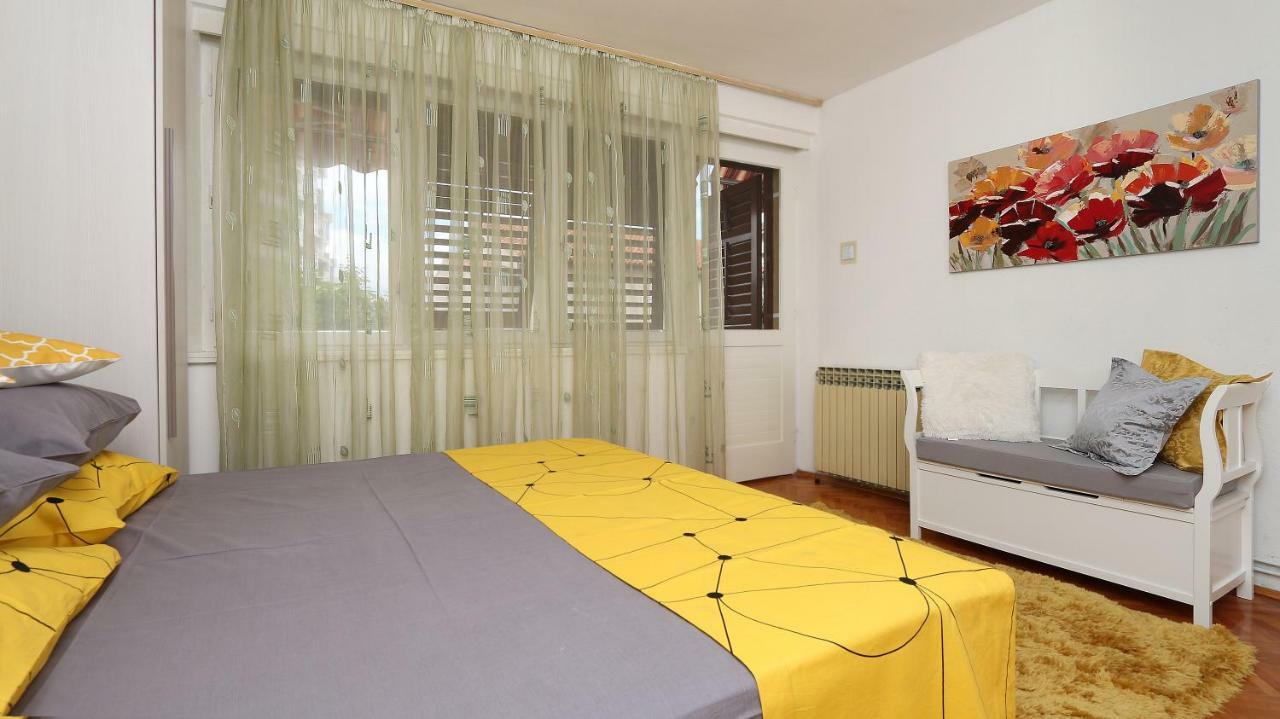 Apartment Nina *
